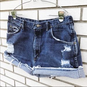 Wrangler rolled distressed jean shorts